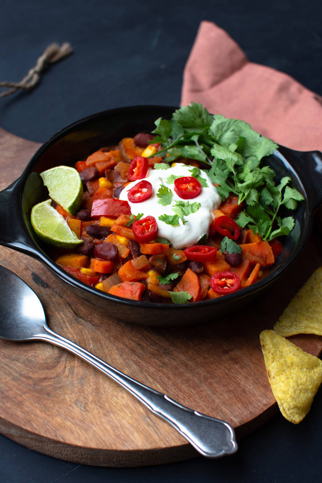 Goedgevulde chili sin carne met veel groente | Vegetarisch recept