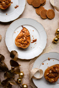 Gebakken peertjes met stroopwafel